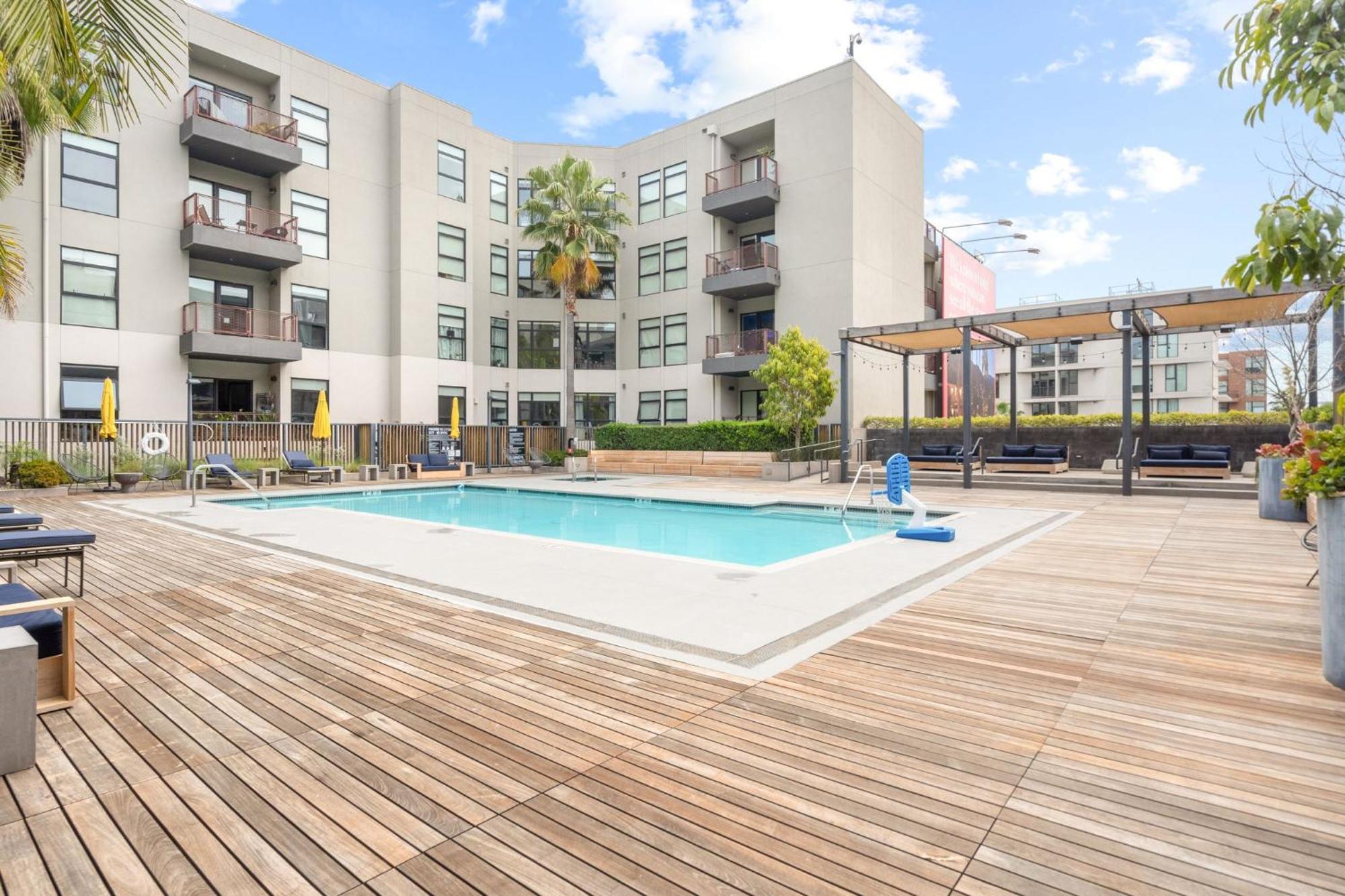 Apartamento Hollywood Walk Of Fame Free Parking Pool & Hot Tub Los Ángeles