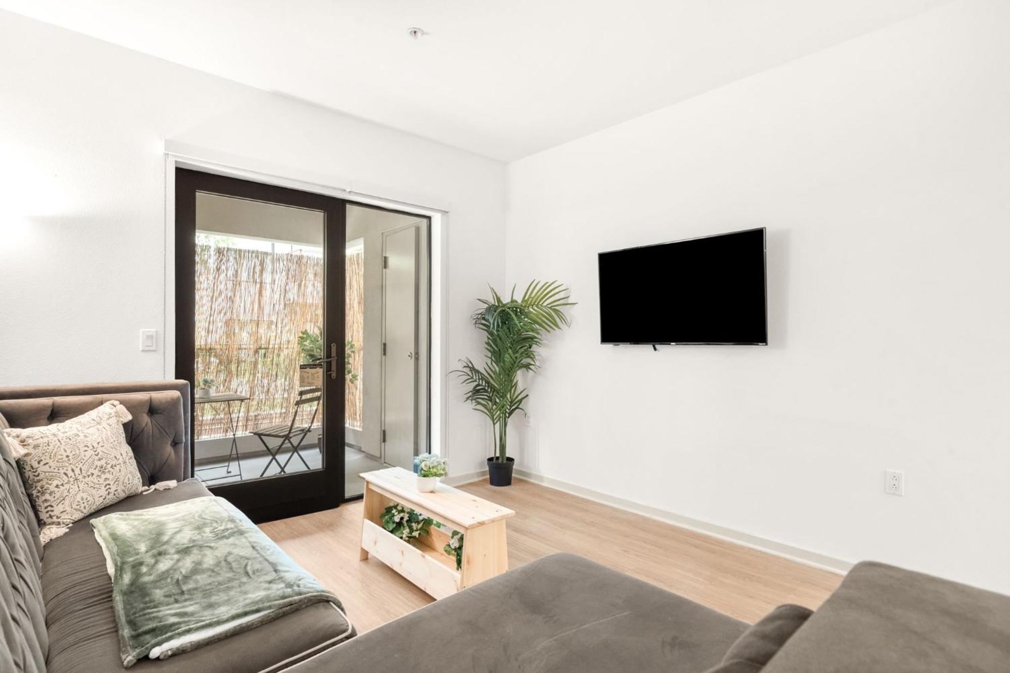 Apartamento Hollywood Walk Of Fame Free Parking Pool & Hot Tub Los Ángeles